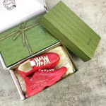 Gucci Pops This collection has a lot of flora and fauna elements Original material Red