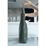 𝗖𝗛𝗔𝗘𝗡𝗟 ✦𝟐𝟐𝗣 spring and summer new 𝟐𝟐 handbag medium olive green