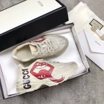 Gucci Pops This collection has a lot of flora and fauna elements Original material