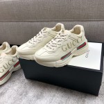 Gucci Pops This collection has a lot of flora and fauna elements Original material