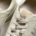 Gucci Pops This collection has a lot of flora and fauna elements Original material