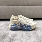 Gucci Pops This collection has a lot of flora and fauna elements Original material