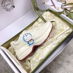 Gucci Pops This collection has a lot of flora and fauna elements Original material