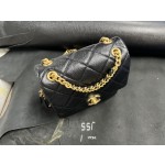 𝗖𝗛𝗔𝗘𝗡𝗟✦ 22P Retro Black Backpack Genuine Leather