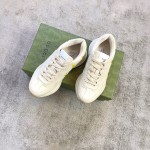 Gucci Pops This collection has a lot of flora and fauna elements Original material