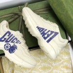 Gucci Pops This collection has a lot of flora and fauna elements Original material