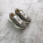 Gucci Pops This collection has a lot of flora and fauna elements Original material