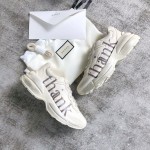 Gucci Pops This collection has a lot of flora and fauna elements Original material