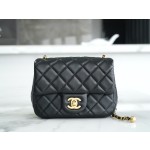 𝗖𝗛𝗔𝗘𝗡𝗟✦ 𝟐𝟑𝐂Metal Ball Square Fatty Black🖤