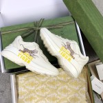 Gucci Pops This collection has a lot of flora and fauna elements Original material