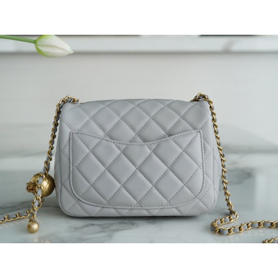 𝗖𝗛𝗔𝗘𝗡𝗟✦ 𝐂𝐅Metal Ball Fang Fatty Light Gray