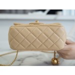 𝗖𝗛𝗔𝗘𝗡𝗟 ✦𝟮𝟮🅲Spring and Summer 𝐂𝐅 Fang Fatman Metal Ball Apricot