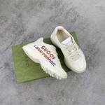 Gucci Pops This collection has a lot of flora and fauna elements Original material