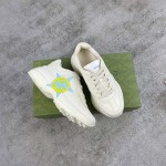 Gucci Pops This collection has a lot of flora and fauna elements Original material