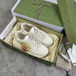 Gucci Pops This collection has a lot of flora and fauna elements Original material