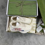 Gucci Pops This collection has a lot of flora and fauna elements Original material