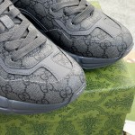 Gucci Pops This collection has a lot of flora and fauna elements Original material