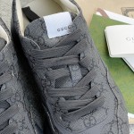 Gucci Pops This collection has a lot of flora and fauna elements Original material