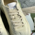 Gucci Pops This collection has a lot of flora and fauna elements Original material