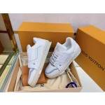 Louis Vuitton  Trainer运动鞋