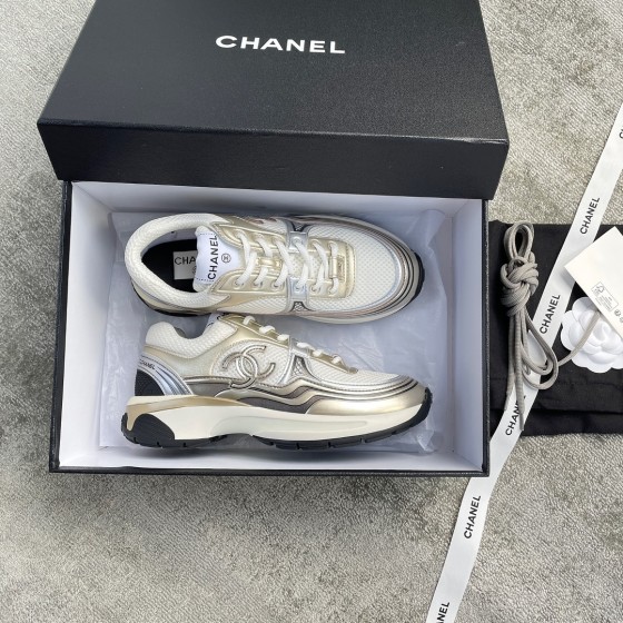 CHANEL A very good-looking sneaker TPU outsole Custom fabric metallic texture