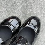 CHANEL book bag buckle single shoes Mary Jane single shoes bright wrinkled patent leather gold heel