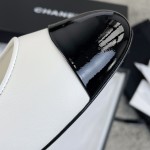 CHANEL 22 years of the latest models of a unique temperament of a ballet shoe zinc alloy half-ring iron ring design