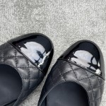 CHANEL early spring of this black and white colorful book bag buckle Mary Jane sheepskin lining genuine leather outsole