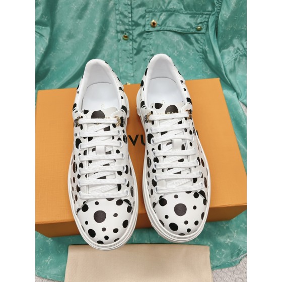 Louis Vuitton x Yayoi Kusama cooperation model classic white shoes 𝐓𝐢𝐦𝐞 𝐨𝐮𝐭 wave point sneakers