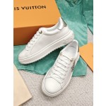 Louis Vuitton's new letter rhinestone white shoes series is new🆕