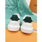 Louis Vuitton's new letter rhinestone white shoes series is new🆕