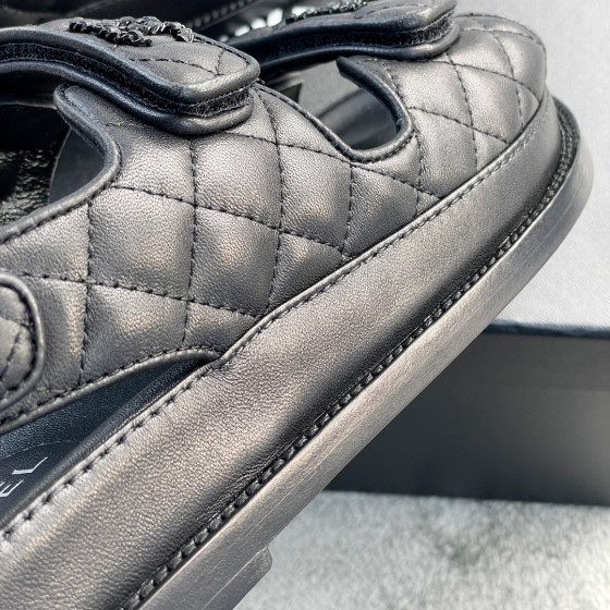 CHANEL new color bow sandals classic beach shoes every year the new color