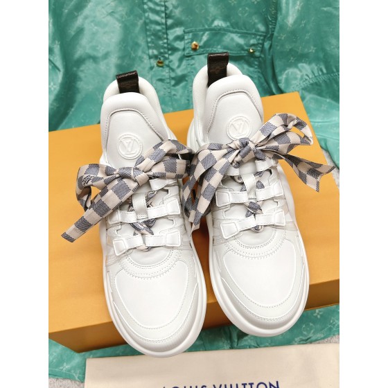 Louis Vuitton 2023 new color series old shoes