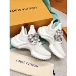 Louis Vuitton 2023 new color series old shoes