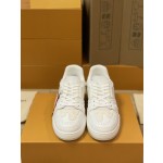Louis Vuitton Trainer sneakers couple style 1A9IF5