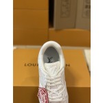 Louis Vuitton Trainer sneakers couple style 1A9IF5