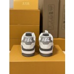 Louis Vuitton Trainer Sneakers Couple Model LD 0727