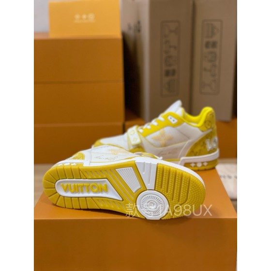 Louis Vuitton Trainer Sneakers Couple Model LD 0727
