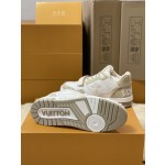 Louis Vuitton Trainer sneakers for couples, style 1A98UX