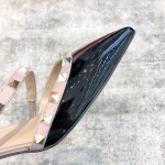 Valentino VT Collection One strap slant heel slipper 6.5CM Patent leather black