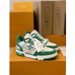 Louis Vuitton Trainer sneakers for couples, style 1A98UX