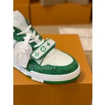 Louis Vuitton Trainer sneakers for couples, style 1A98UX