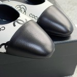 CHANEL especially popular color blocking single shoes continue the classic Chanel characteristics