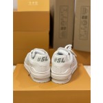 Louis Vuitton Trainer Couples Style FD0261