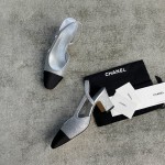 CHANEL especially popular color blocking single shoes continue the classic Chanel characteristics