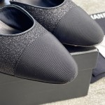 CHANEL especially popular color blocking single shoes continue the classic Chanel characteristics