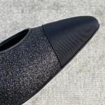 CHANEL especially popular color blocking single shoes continue the classic Chanel characteristics