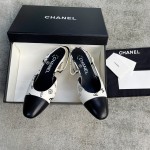 CHANEL especially popular color blocking single shoes continue the classic Chanel characteristics