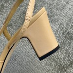 CHANEL especially popular color blocking single shoes continue the classic Chanel characteristics