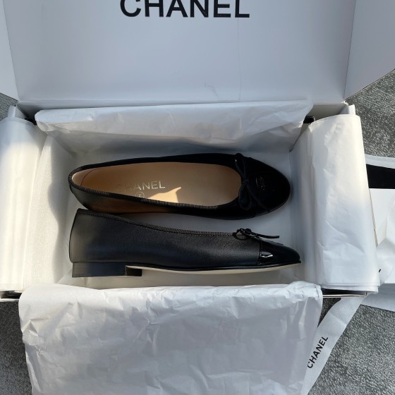 CHANEL classic ballet shoes the version is very positive classic models do not have to worry about the version